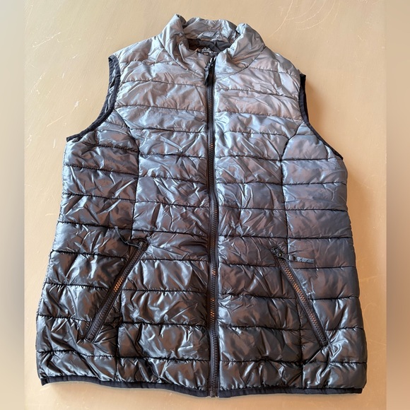 Jackson Hole Jackets & Blazers - Jackson Hole Outerwear Sz L Quilted Ombré Vest Packable Bag Included Compact